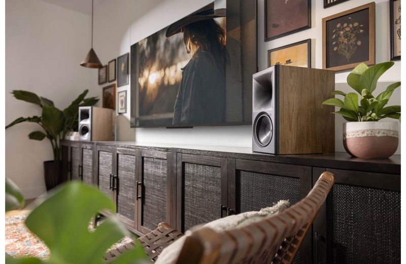 Активна тонколона Klipsch The Sevens II Klipsch The Sevens II активни Hi‑Fi тонколони с Dolby Atmos, HDMI 2.1 eARC и премиум дървен дизайн